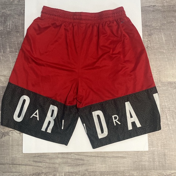 Jordan - Picture 4 of 4